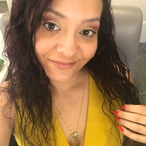 Meet your Posher, Nicoya